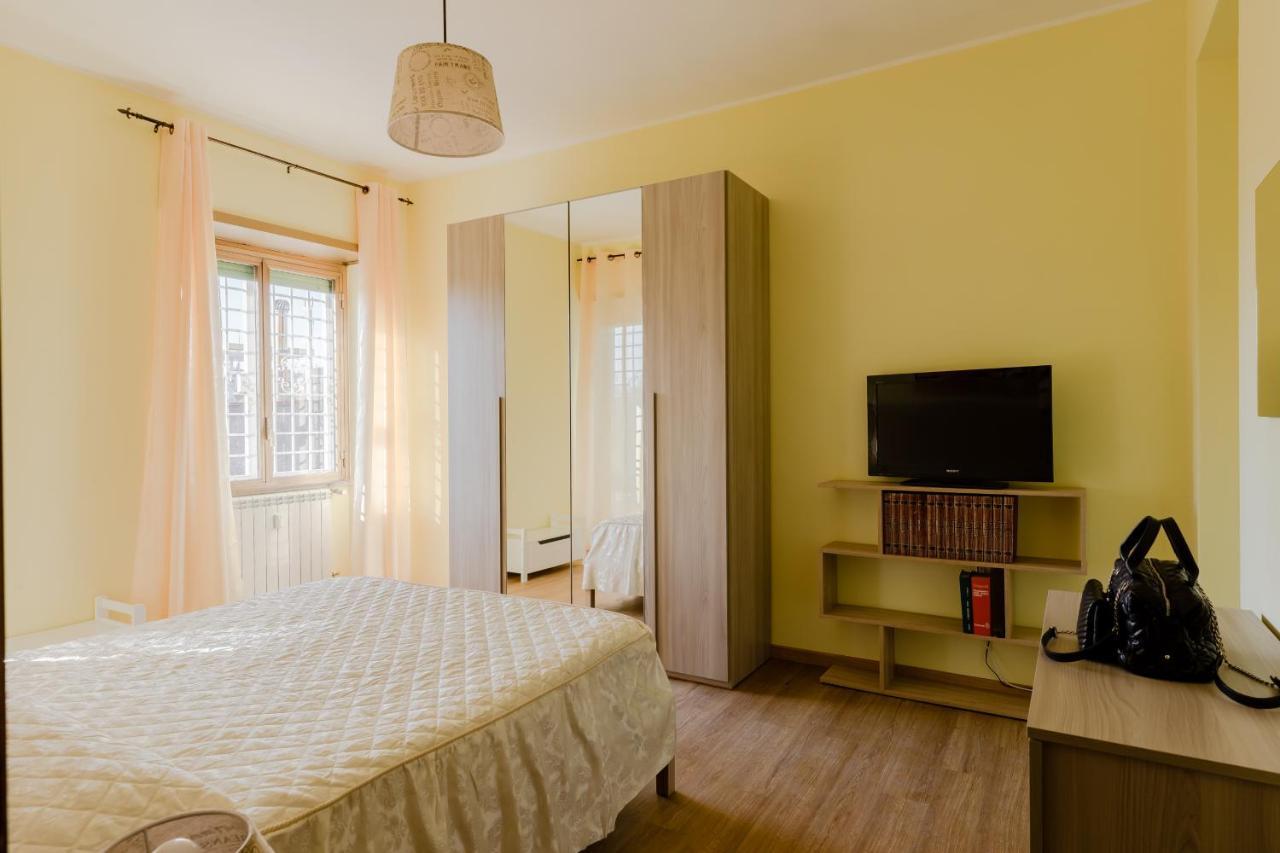 Le Rondini Apartment, 5 Persone, 2 Balconi, Policlinico Tor Vergata E Casilino Apartment