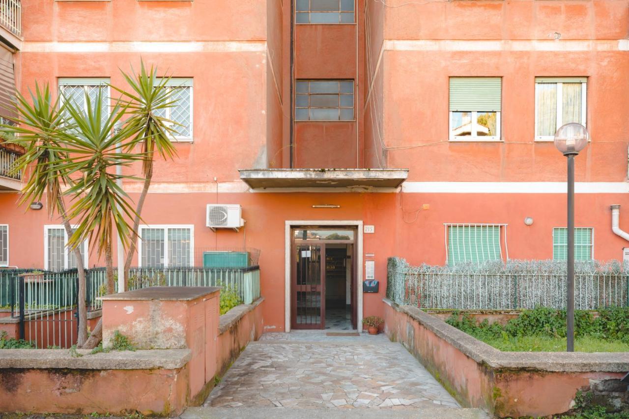 Lägenhet Le Rondini Apartment, 5 Persone, 2 Balconi, Policlinico Tor Vergata E Casilino